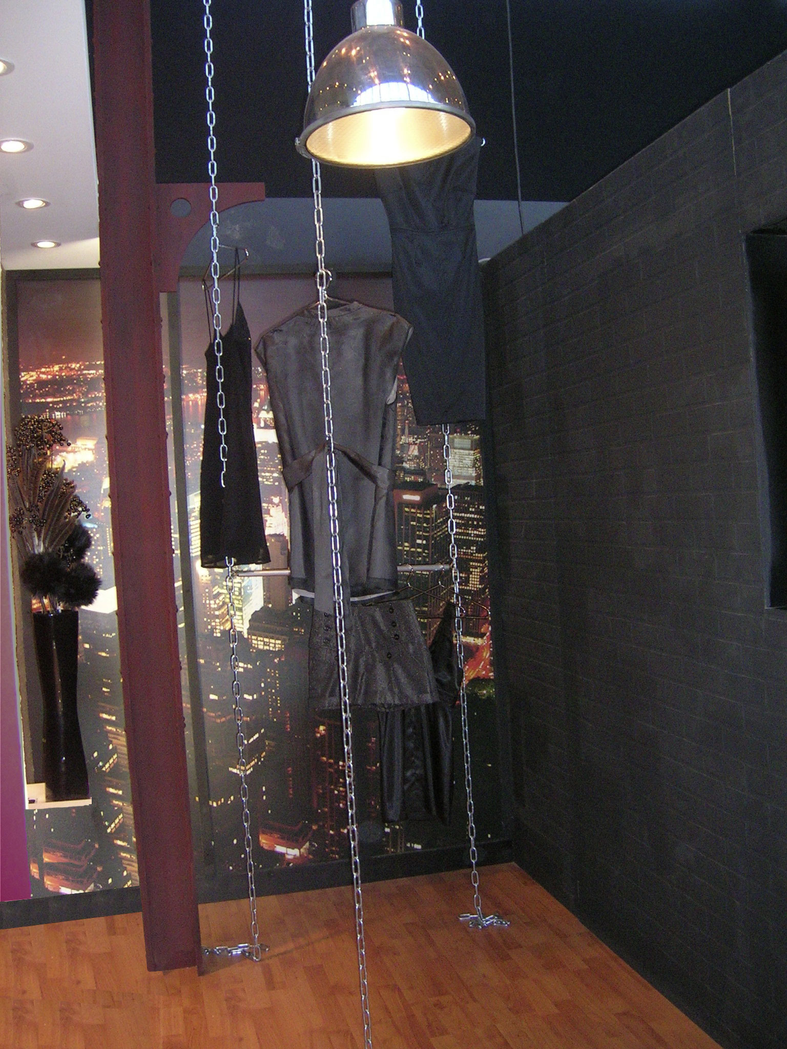 Astuce déco pour dressing de style industriel ou pour chambre d ...
