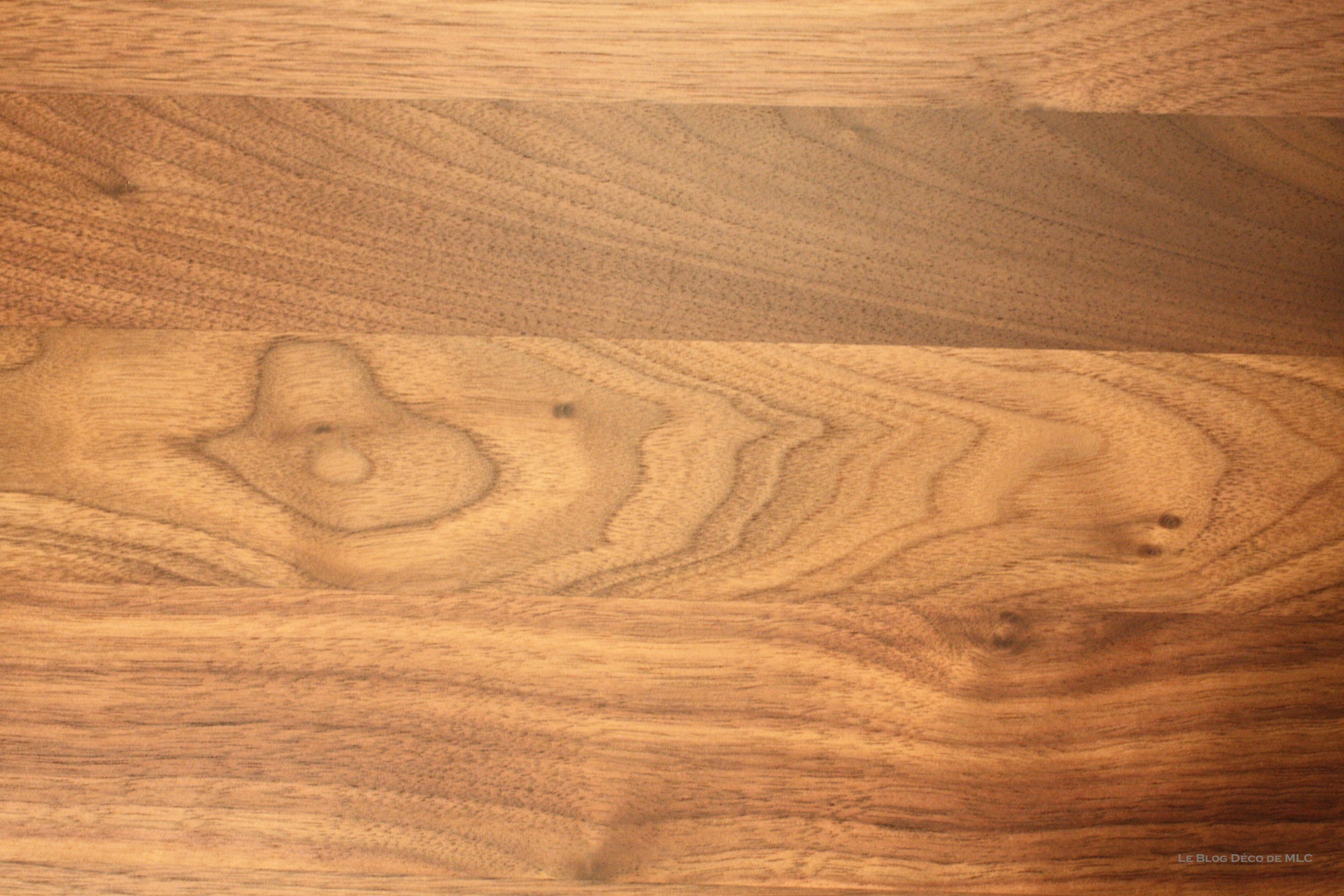 Meuble Tv Bois Couleur : Tendance Bois Clair Ou Bois Sombre Pour Vos Meubles ? Quelle Teinte Meuble Tv Bois Couleur : Tendance Bois Clair Ou Bois Sombre Pour Vos Meubles ? Quelle Teinte