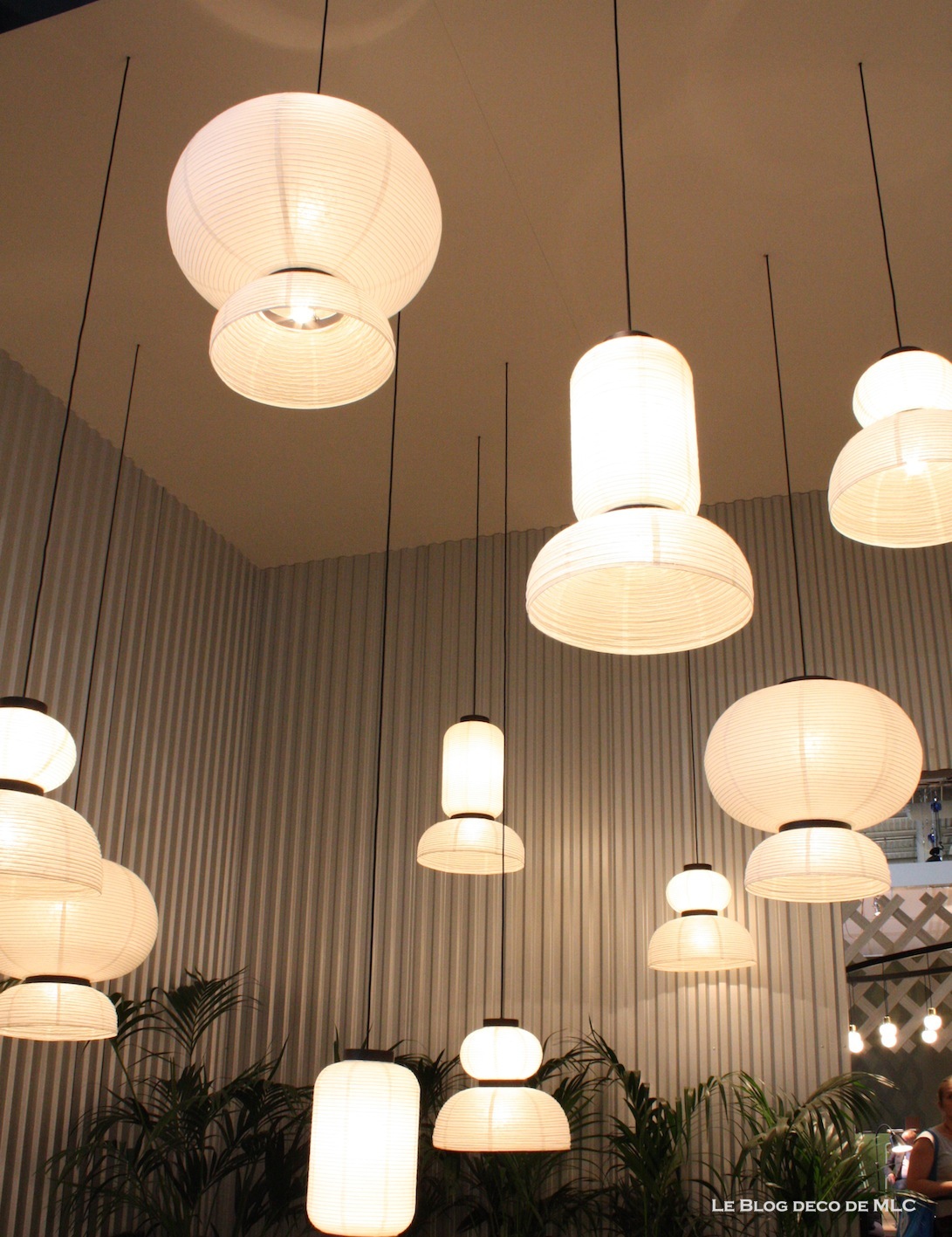 luminaires design - suspensions appliques murales lustres