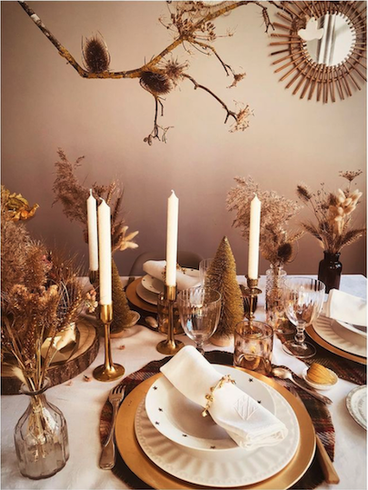La plus jolie déco de table de noël en or et terracotta - Le Blog